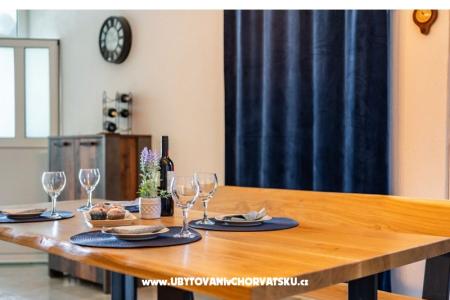 Apartments Stanka Podstrana Croatia