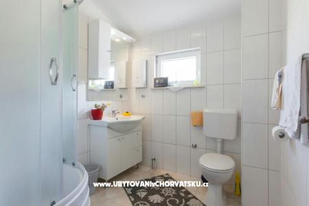 Apartments Tolušić photo 5