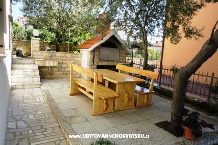 Apartment Vilic photo 3