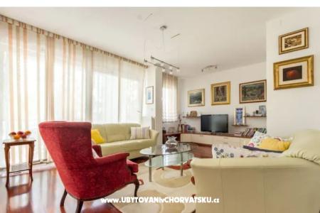 Apartments Ada Podstrana Croatia