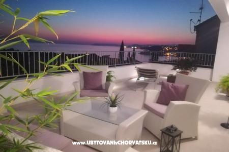 Holiday villa LUX Podstrana Croatia