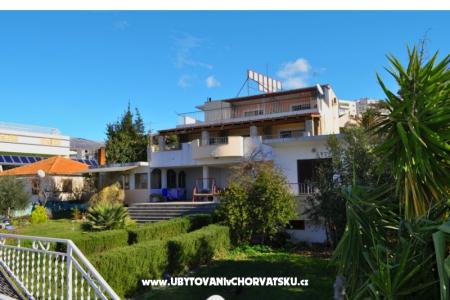 Apartments Tomi photo 4