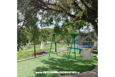 Apartments Svirčić Primosten Croatia