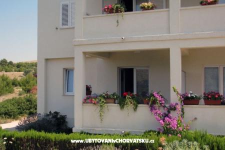 Apartments 255 photo 3