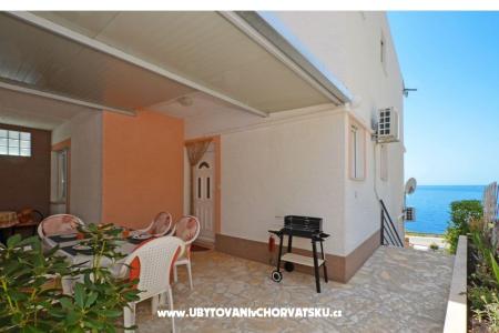 Apartments Bilo photo 5