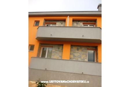 Apartments Dora photo 3