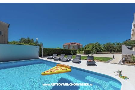 Villa Marivel photo 3