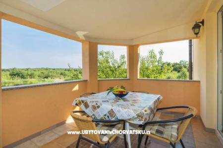 Apartments Safija photo 3