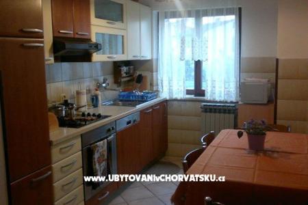 Apartment Nives photo 4