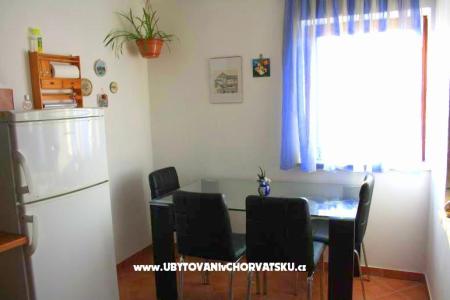 Apartments & Rooms Valmade - Pula  photo 2