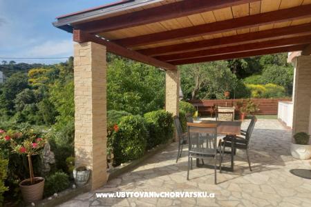 Apartments Danijela photo 5