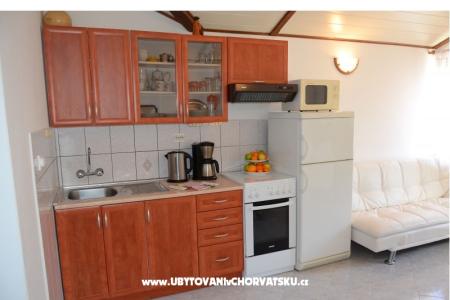 Apartments Karuzo photo 3