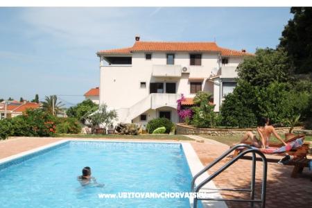 Apartments Tenis photo 2
