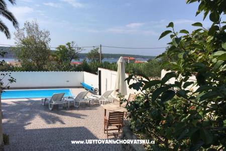 Apartments Anny with pool photo 4
