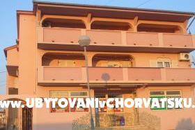 Apartments Sindi photo 2