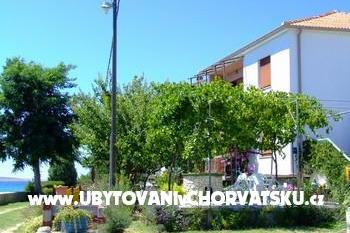 Apartments Martina photo 2