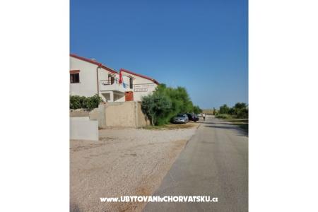 Apartments Leon photo 3