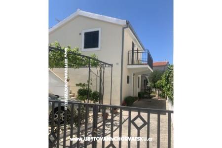 Apartment Odmor Rogoznica Croatia