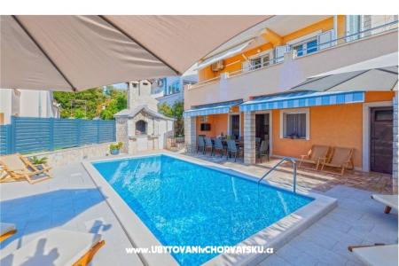 Villa Bobanac with heated pool Rogoznica Croatia