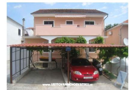 Apartments Diana Rogoznica Croatia