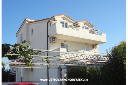 Apartments Jukić photo 2