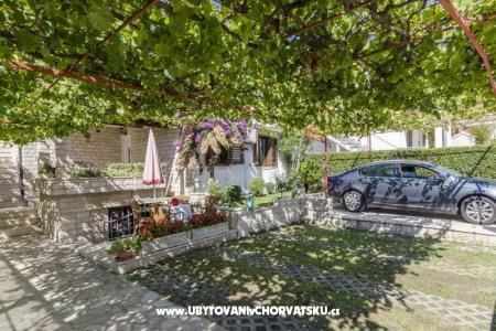 Apartments Juric photo 5