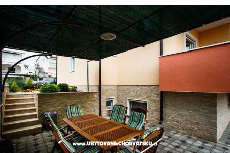 Apartments Kristina photo 4