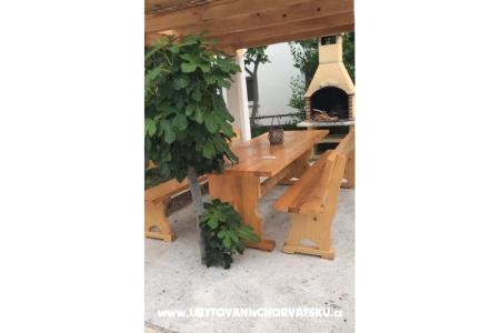 Apartments Leona Rogoznica photo 4