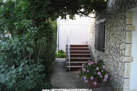 Apartments Nada i Andrija photo 4