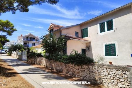 Apartments Radic Rogoznica Croatia