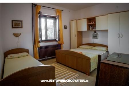 Apartments Radmila photo 2