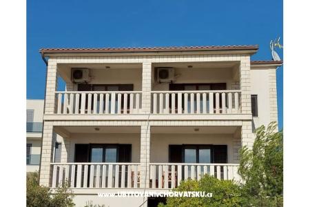 Apartments Robi photo 2