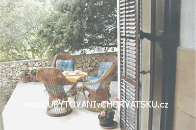 Apartments Tihana photo 4