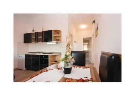 Apartments Zdravka photo 5