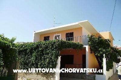 Apartments Zoki photo 2