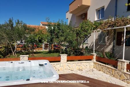 Apartments Krešimir  OD 30 EUR photo 2