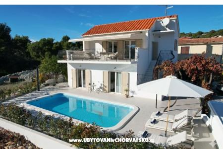 Villa Ema Rogoznica Croatia