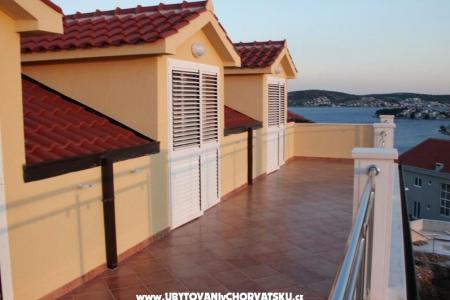 Apartments Ante photo 3