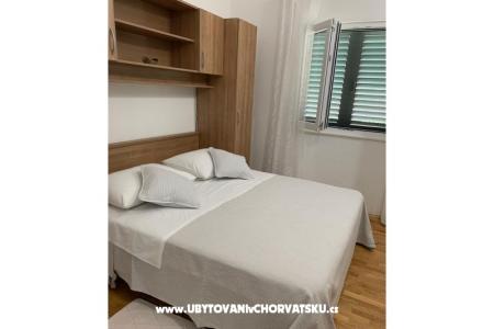 Apartments Ivka Rogoznica Croatia