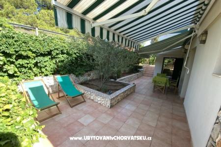 Apartments Jakov photo 4