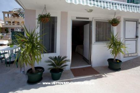 Apartments Ljubo i Kata photo 4