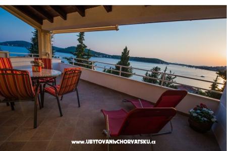 Apartments Slavica photo 4