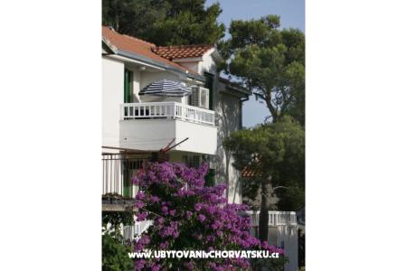 Apartments Villa Varoš Rogoznica Croatia