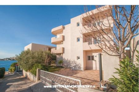 Maiv Apartments photo 3