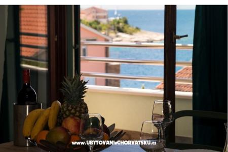 Villa Marina + pool photo 3