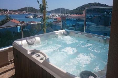 Vila Erik Rogoznica Croatia