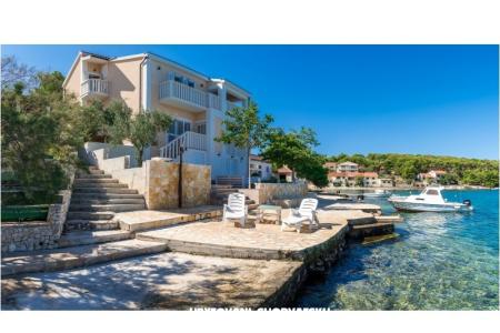 Villa Zdenka Rogoznica Croatia