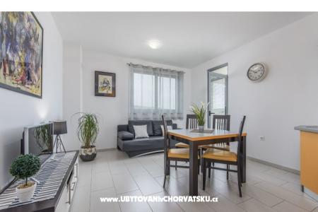 Apartments Kimi with swimming pool  photo 3