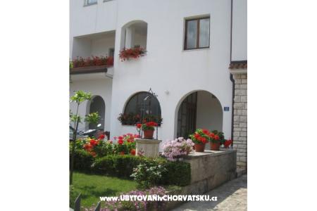 Apartments Ida &amp; Sandra photo 3