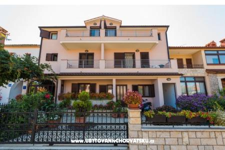 Apartments Kamelia photo 2